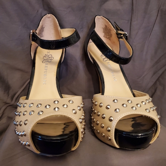 COPY - Rocking Republic Studded Heels - Picture 6 of 9